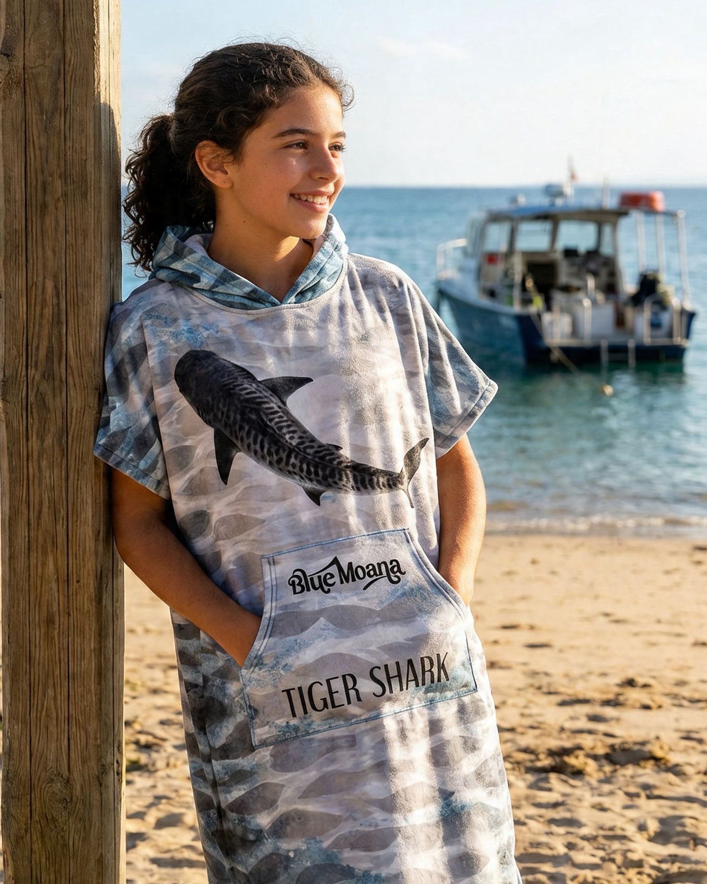 Poncho Tiburón Tigre
