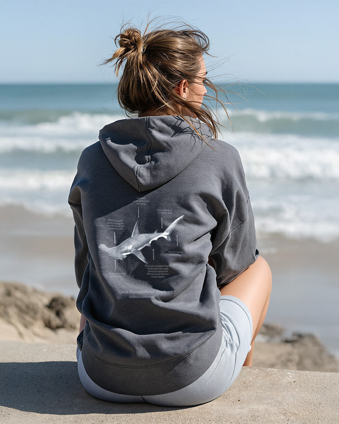 Hoodie (NEW) Tiburón Martillo colores oscuros