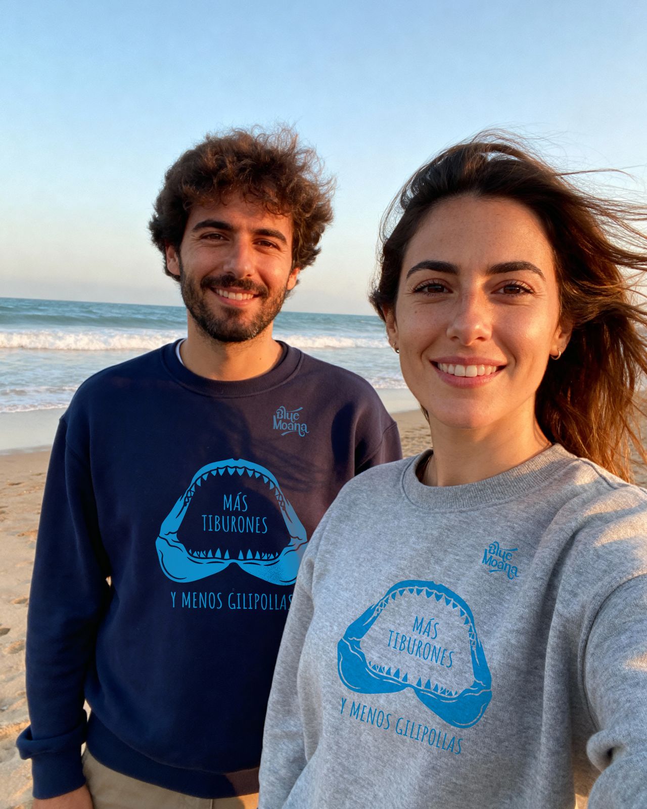Sudadera unisex Más Tiburones